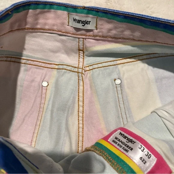 Wrangler Jeans Women 33 (33x30) Multicolor Striped Wanderer 622 High Rise Flare - Picture 7 of 8